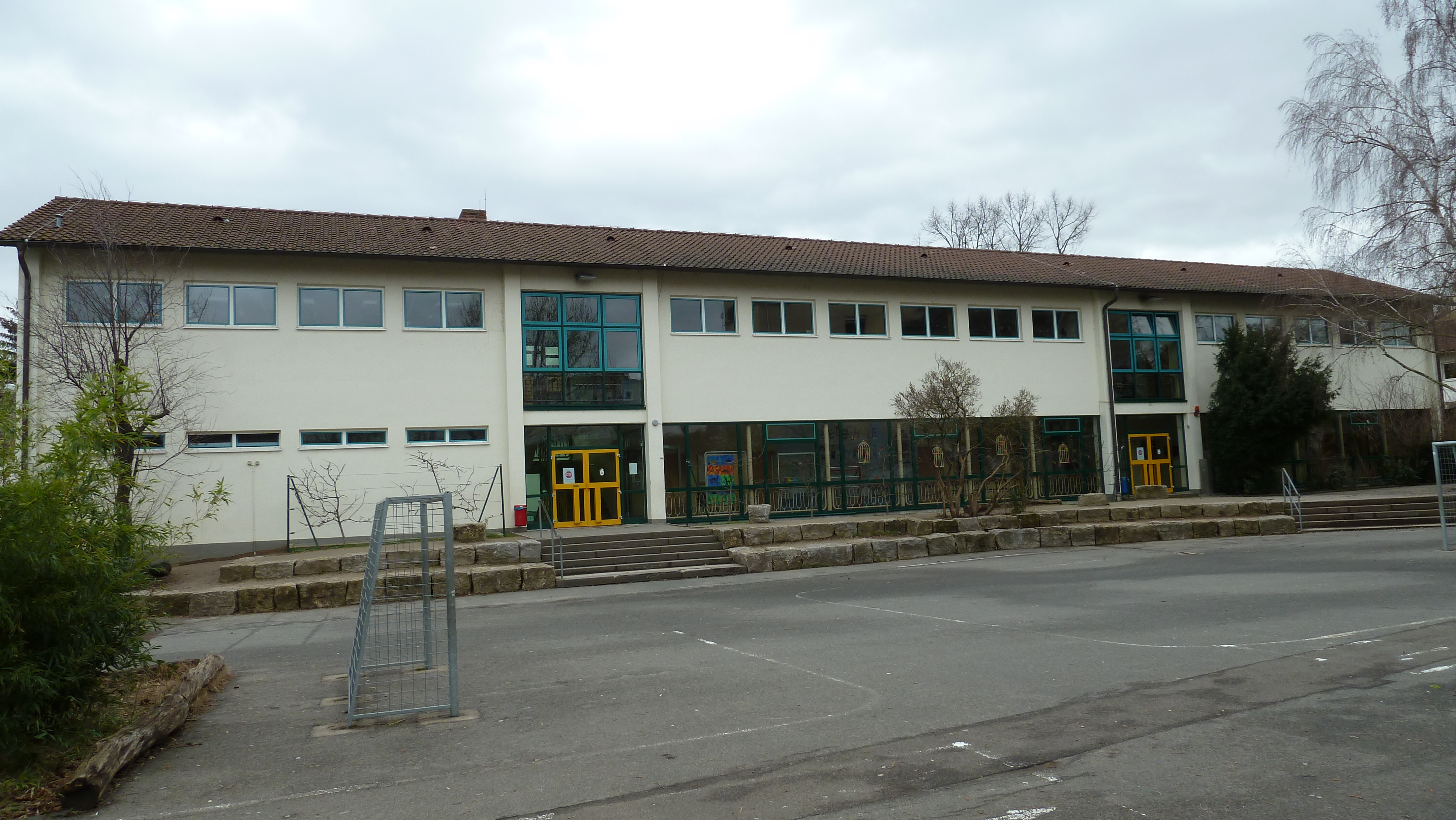 Riedschule Verwaltungsgebäude (Langbau)